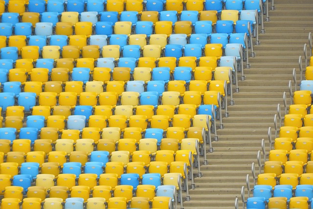 面对激烈竞 面对激烈竞